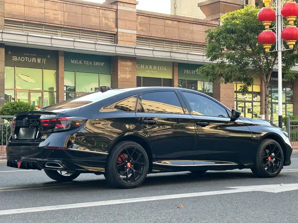 Honda Accord — миниатюра 4