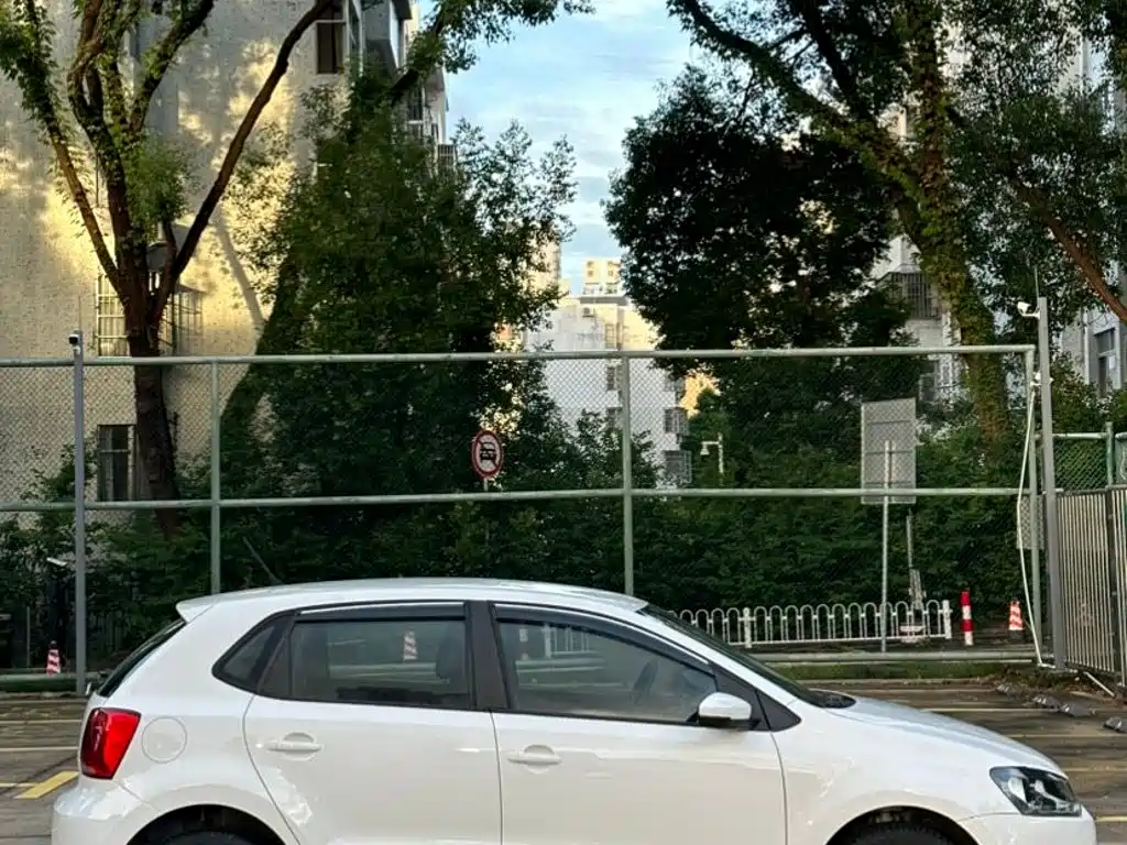Volkswagen Polo — миниатюра 8