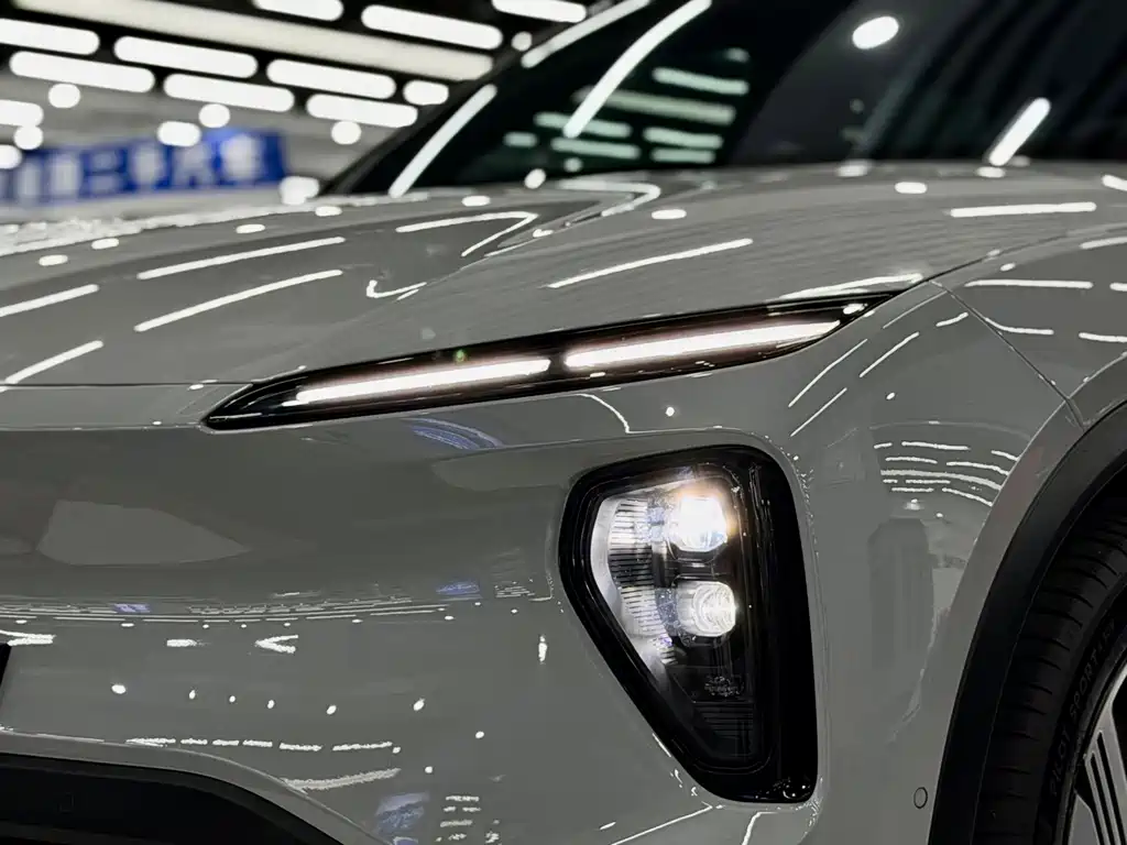NIO ES6 — миниатюра 17
