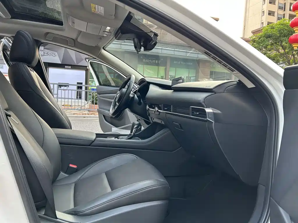 Mazda 3 Axela — миниатюра 7