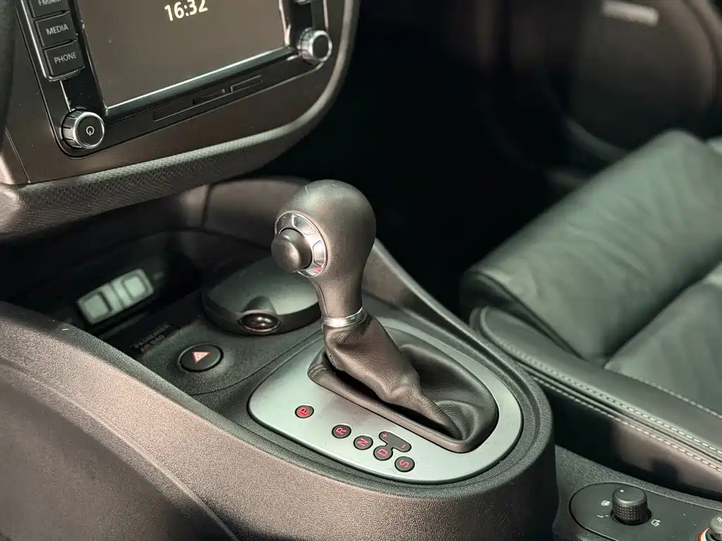 SEAT Leon — миниатюра 10