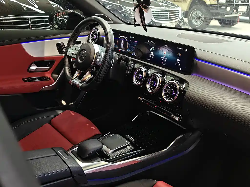 MERCEDES-BENZ A CLASS AMG