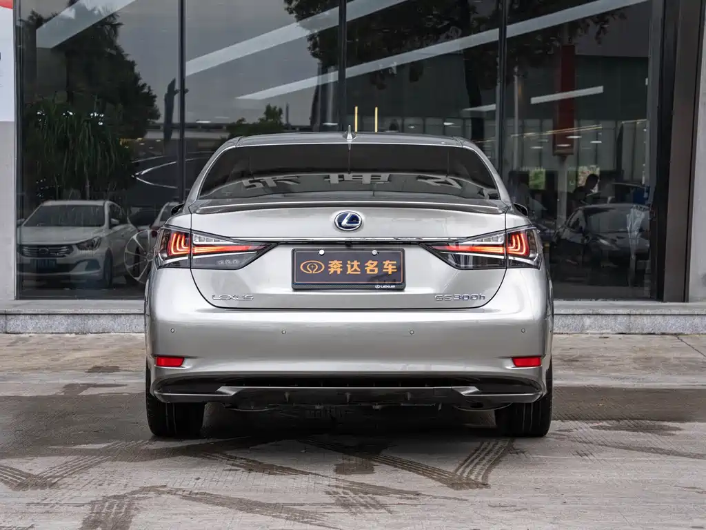 Lexus GS — миниатюра 5