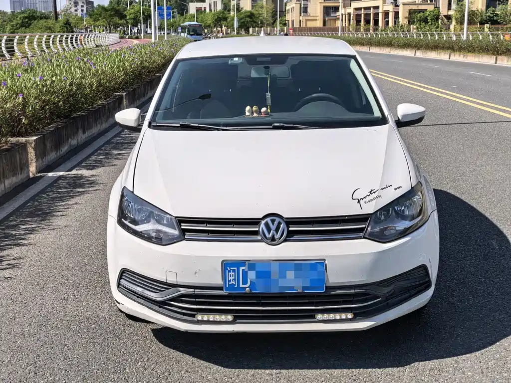 Volkswagen Polo — миниатюра 2