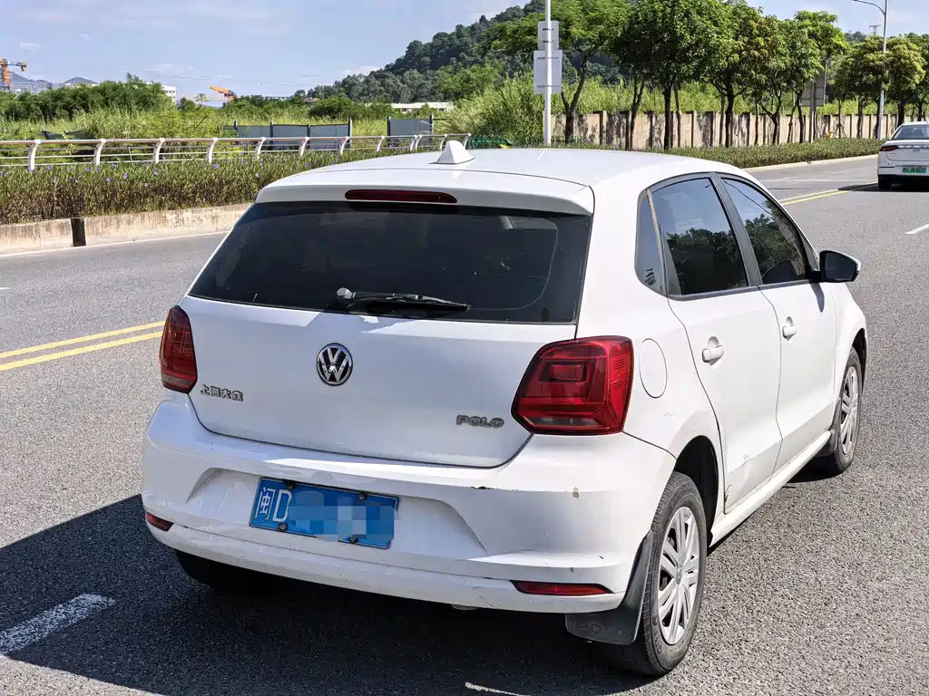 Volkswagen Polo — миниатюра 7