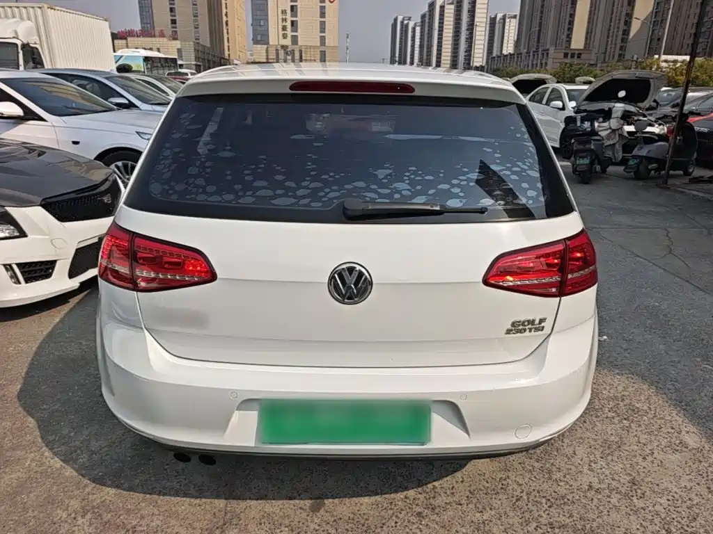 Volkswagen Golf — миниатюра 6