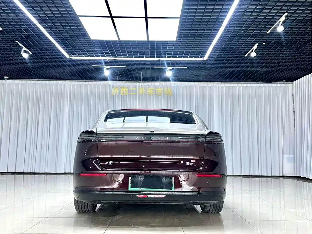 VOYAH Passion L — миниатюра 17