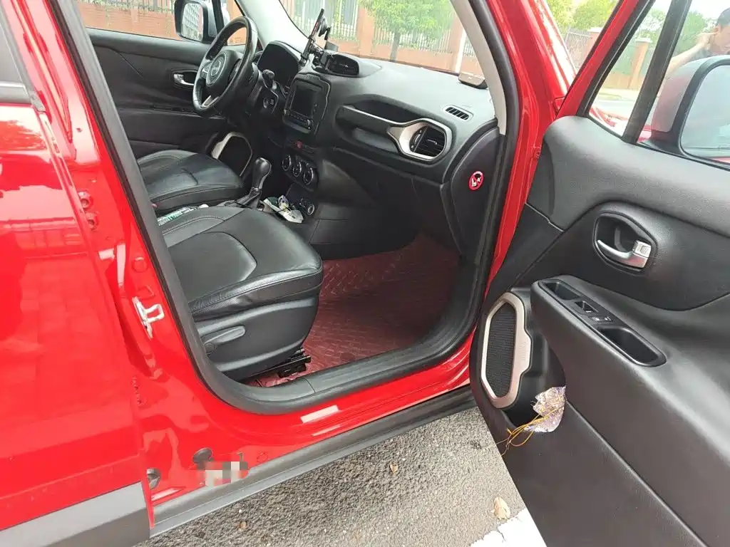 Jeep Renegade — миниатюра 19