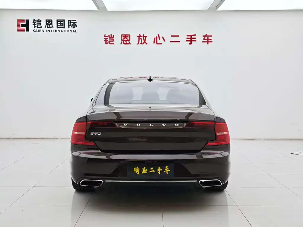 Volvo S90 — миниатюра 20
