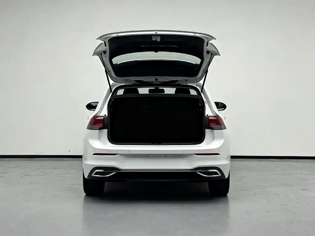 Volkswagen Golf — миниатюра 6