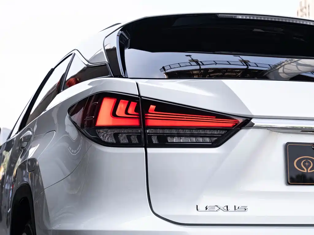 Lexus RX — миниатюра 7