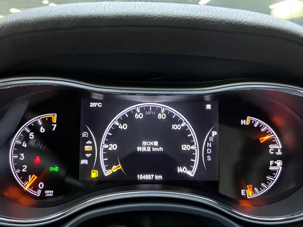 Jeep Grand Cherokee (Import) — миниатюра 6