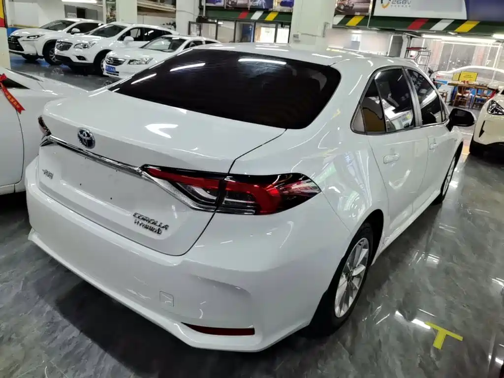 Toyota Corolla — миниатюра 7