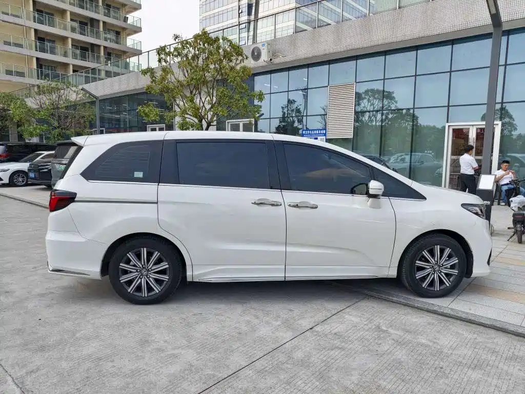 Honda Odyssey — миниатюра 9
