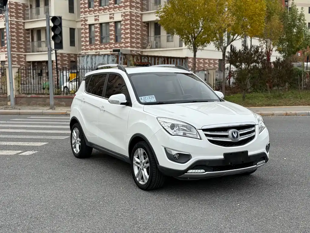 CHANGAN CS35
