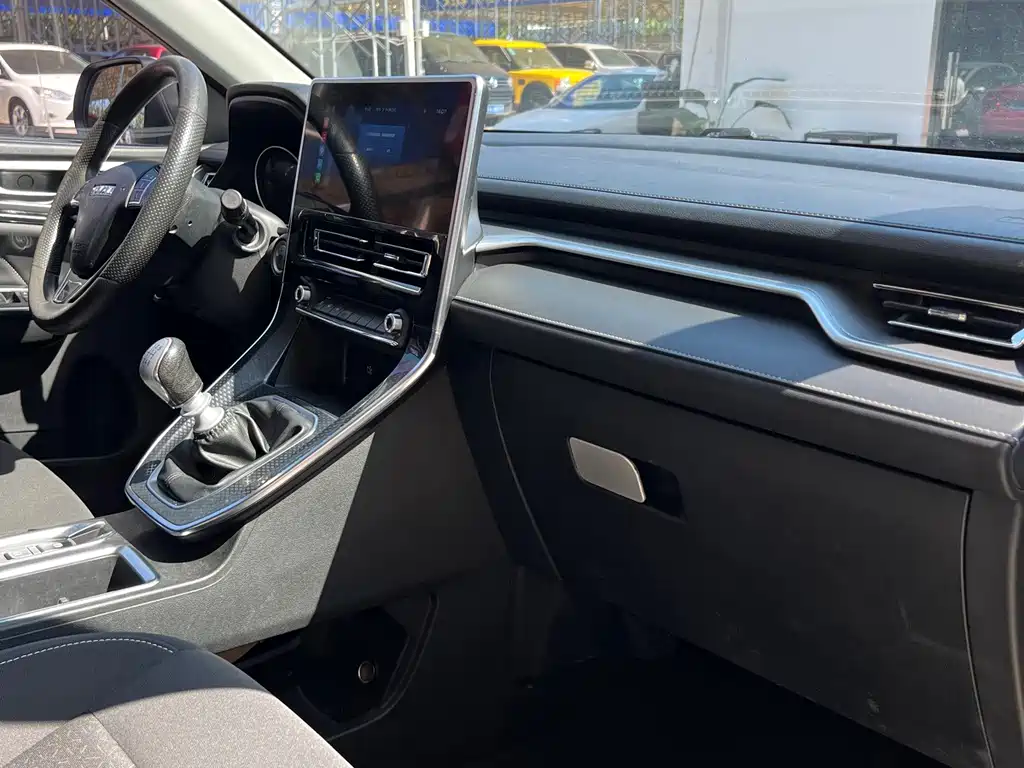 Haval M6 — миниатюра 15