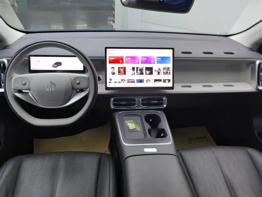 Leapmotor Leapmotor B01 — миниатюра 12