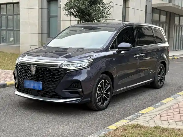 ROEWE IMAX8