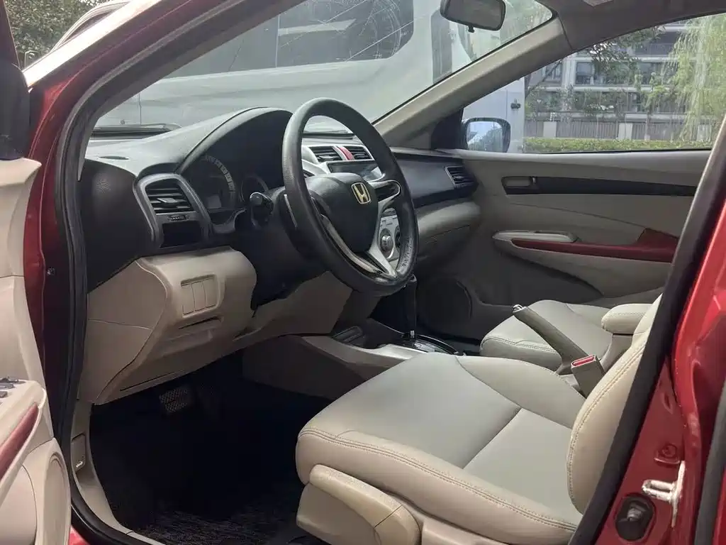 Honda City Classic — миниатюра 5