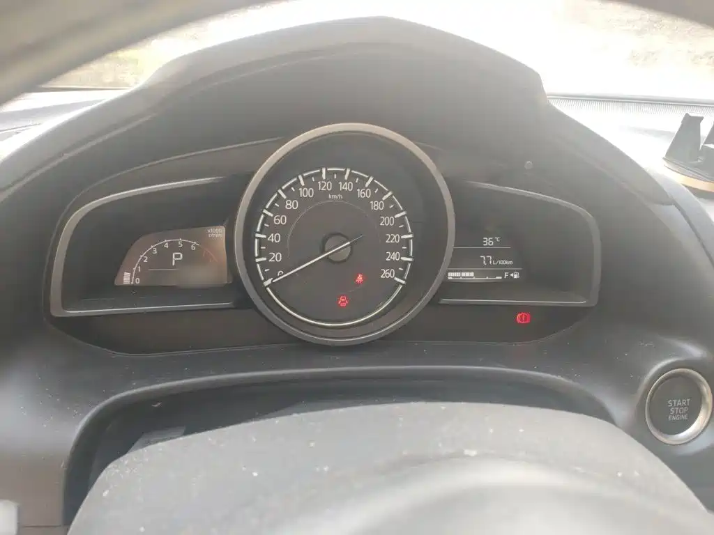 Mazda 3 Axela — миниатюра 4