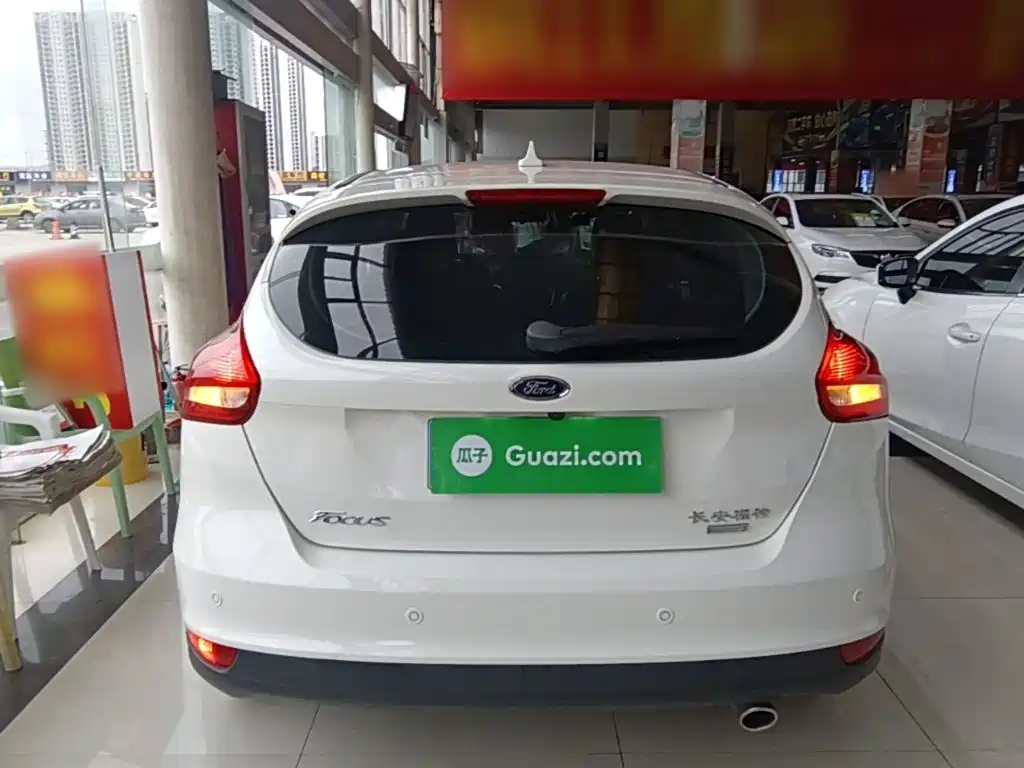Ford Focus — миниатюра 6