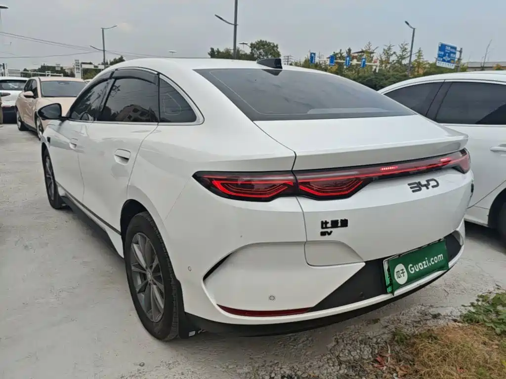 BYD Qin L — миниатюра 5