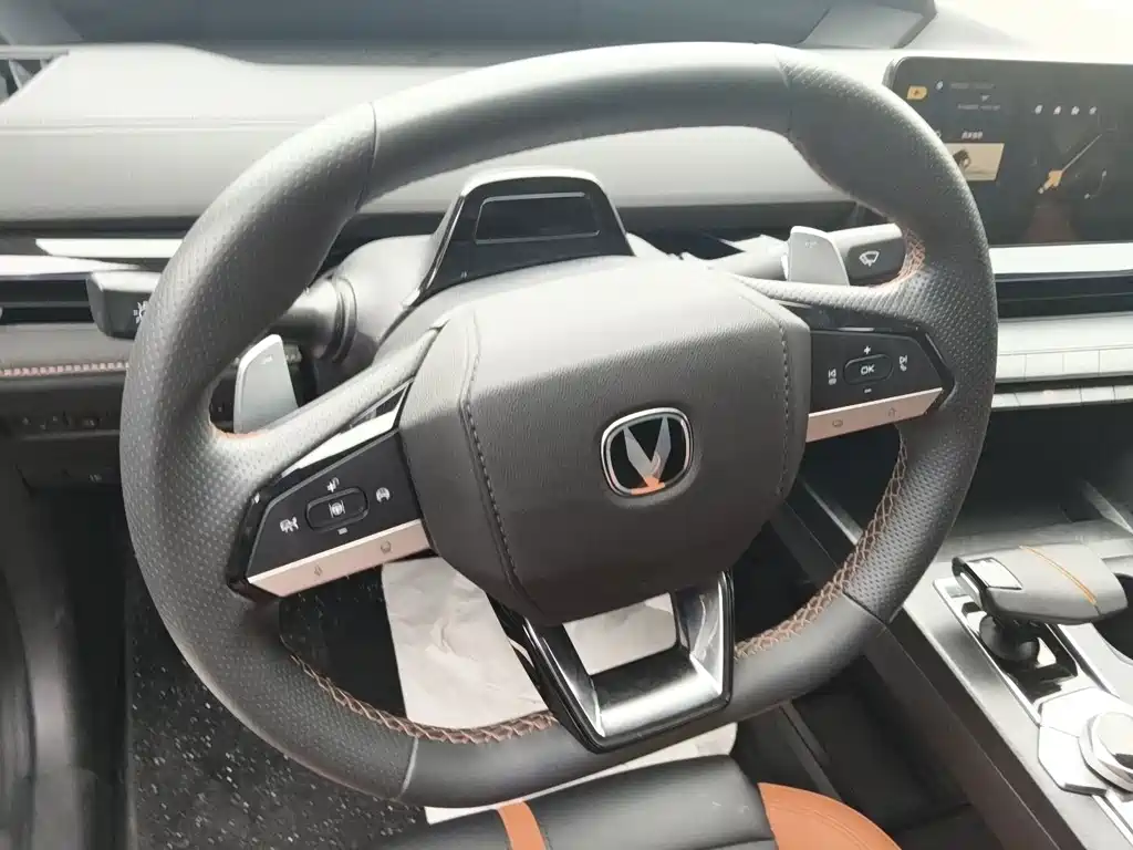 Changan UNI-V — миниатюра 4