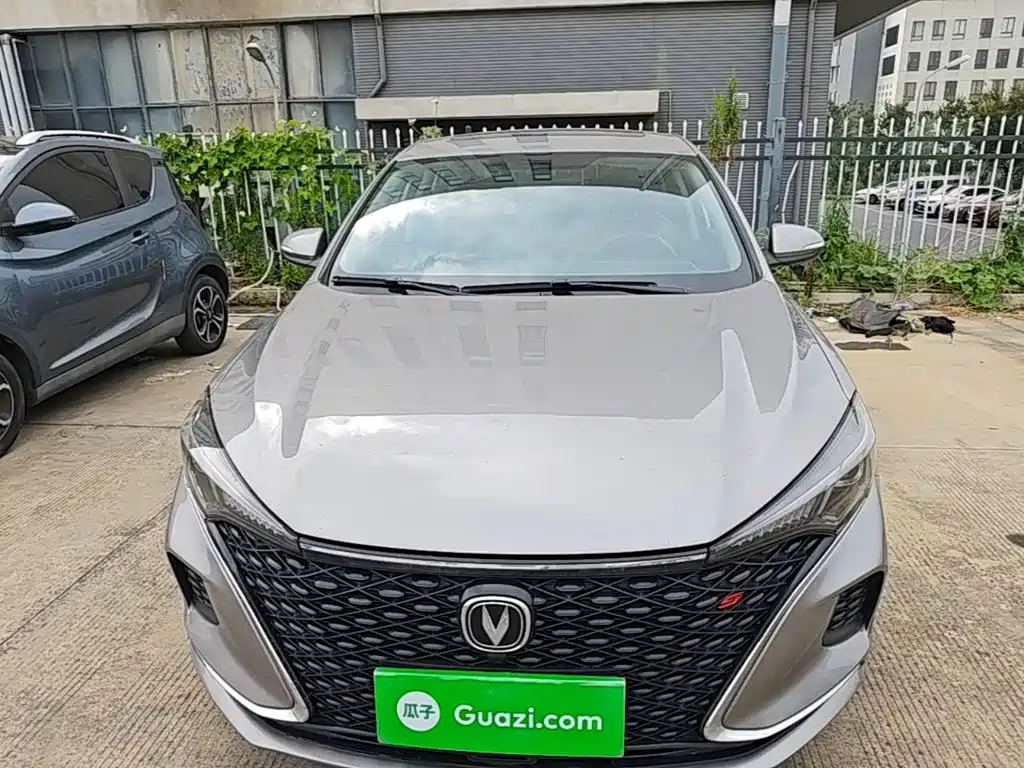 Changan Eado — миниатюра 3