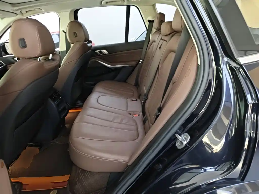 BMW X5 (Import) — миниатюра 17