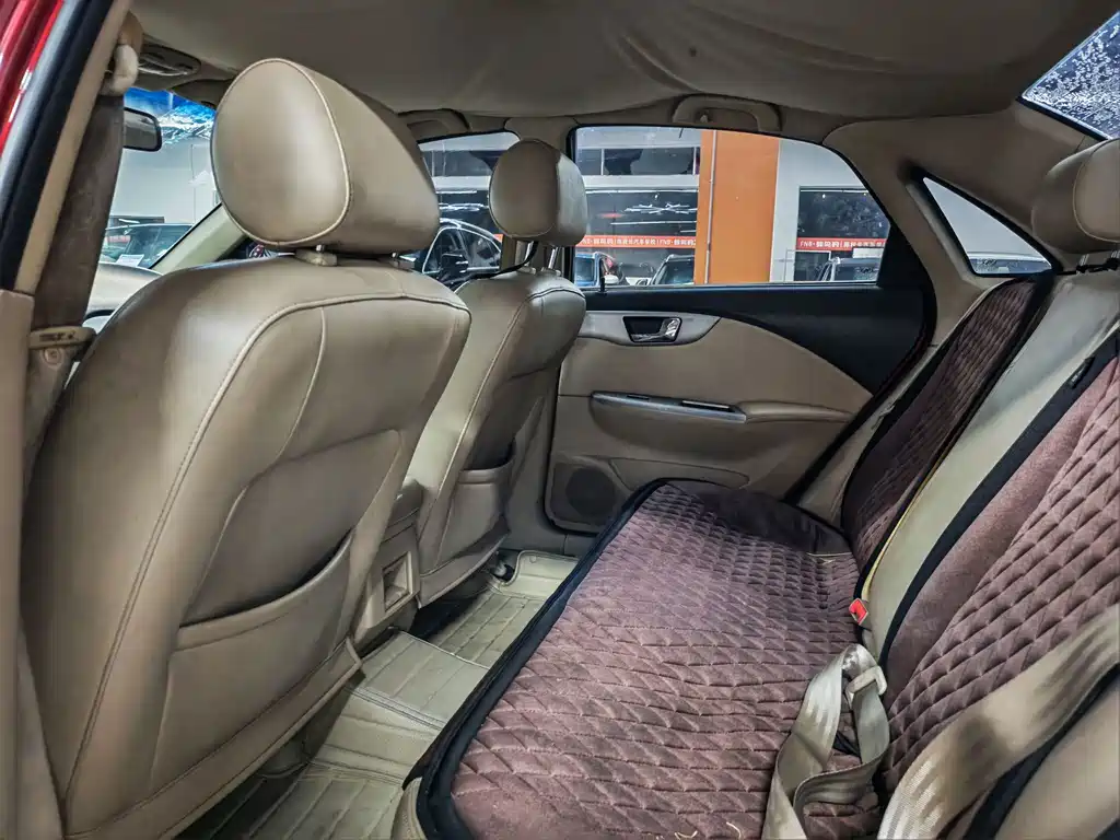 Buick Excelle — миниатюра 12