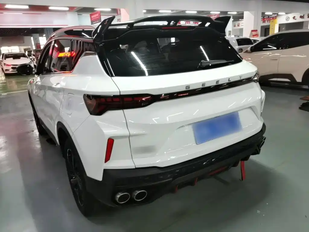 Geely Binyue — миниатюра 5