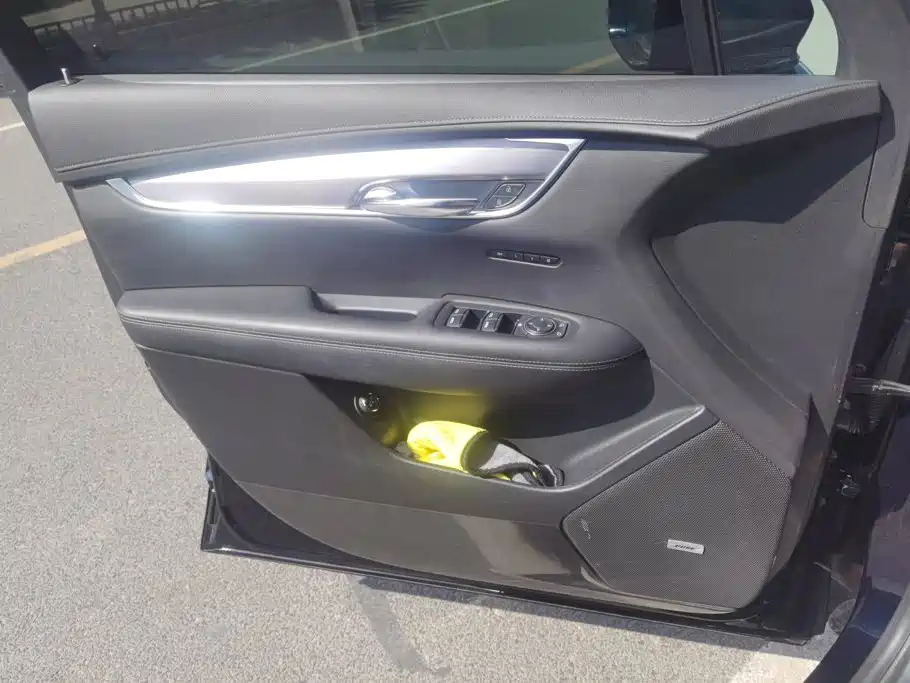Cadillac XT6 — миниатюра 7