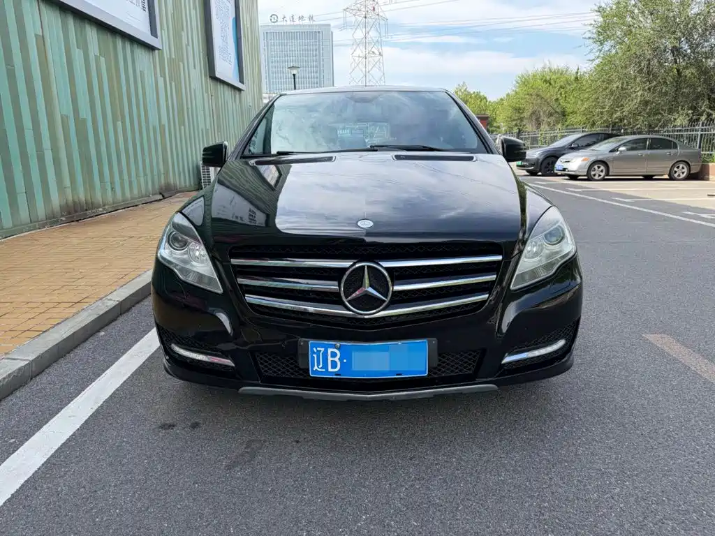Mercedes-Benz R-Class — миниатюра 2