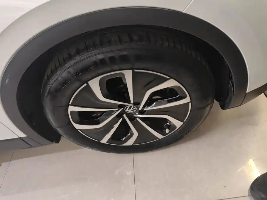 Volkswagen ID.4 X — миниатюра 6