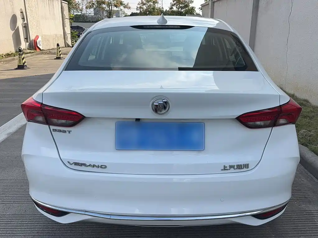 Buick Verano — миниатюра 7