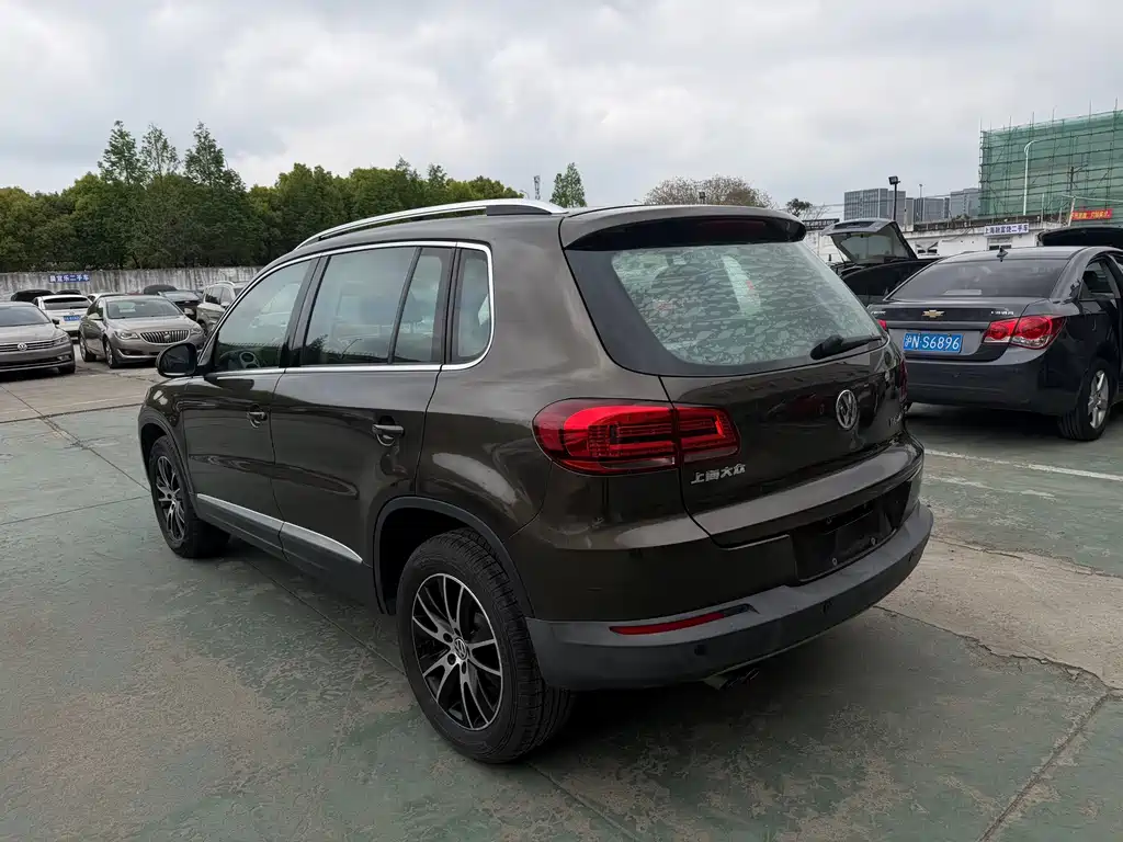 Volkswagen Tiguan — миниатюра 4