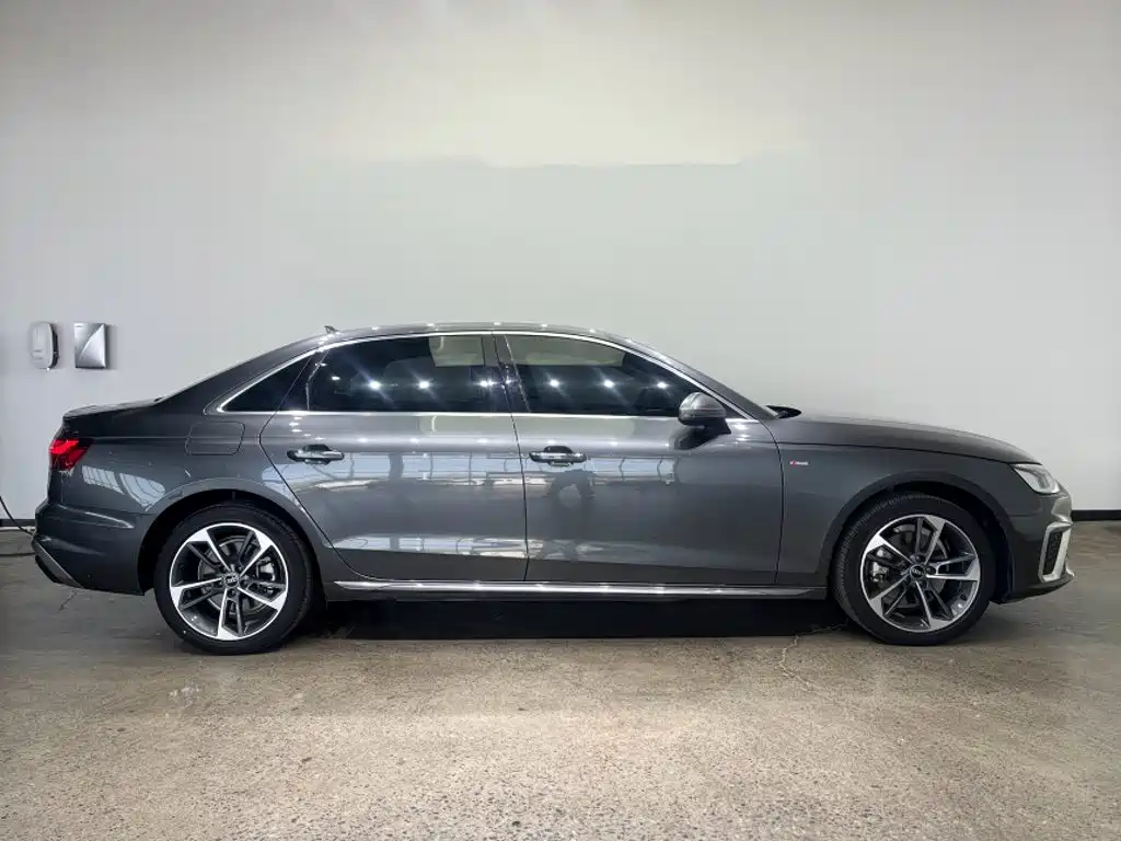 Audi A4L — миниатюра 10