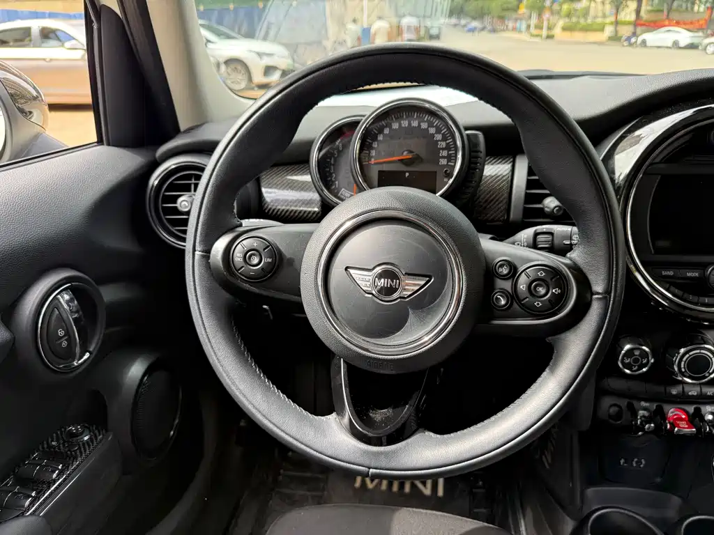 MINI Mini — миниатюра 10