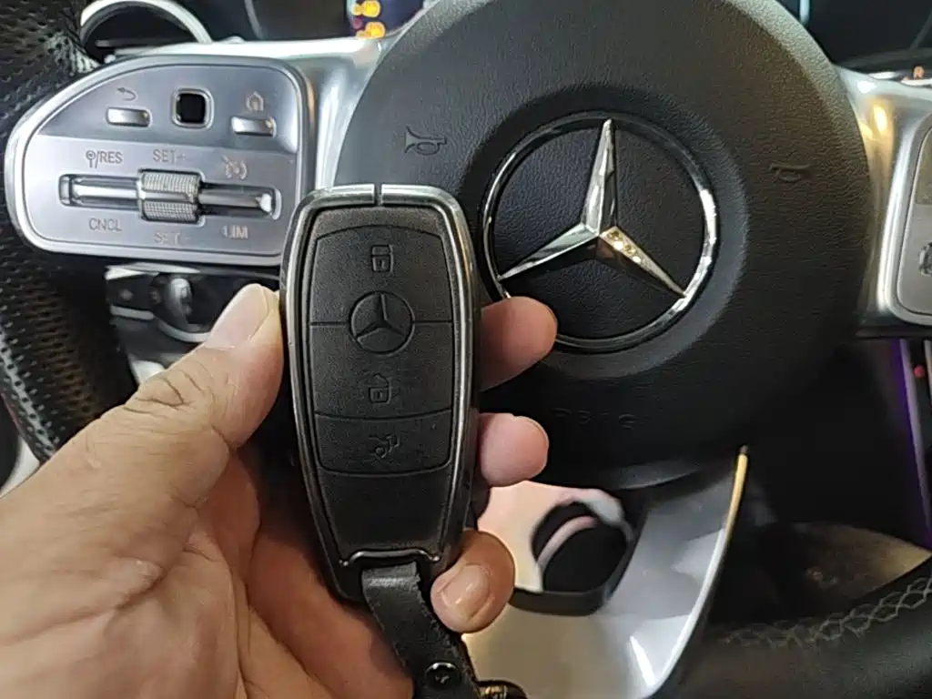 Mercedes-Benz C-Class — миниатюра 9