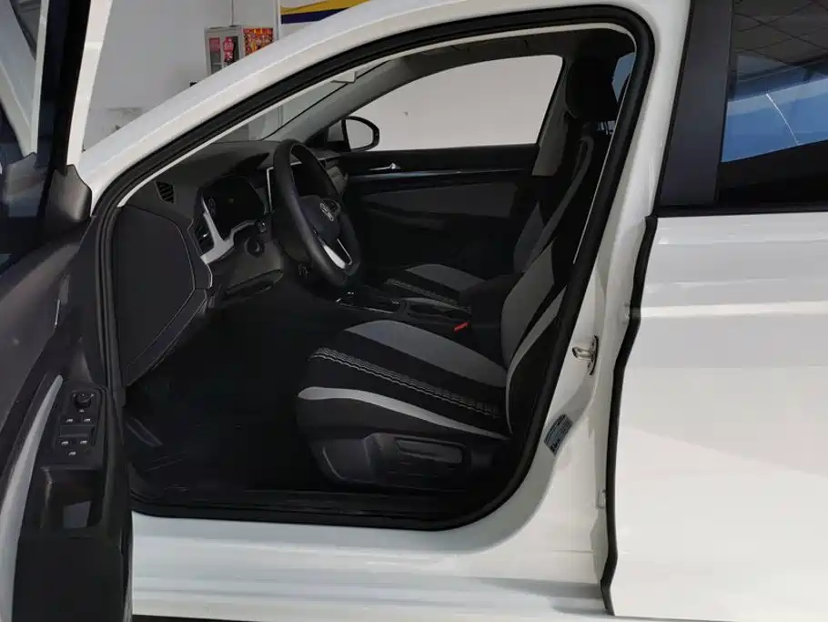 Volkswagen Bora — миниатюра 9