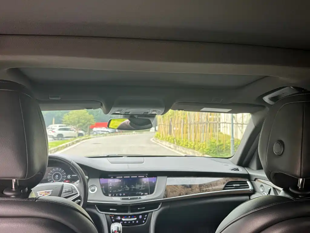 Cadillac CT6 — миниатюра 13