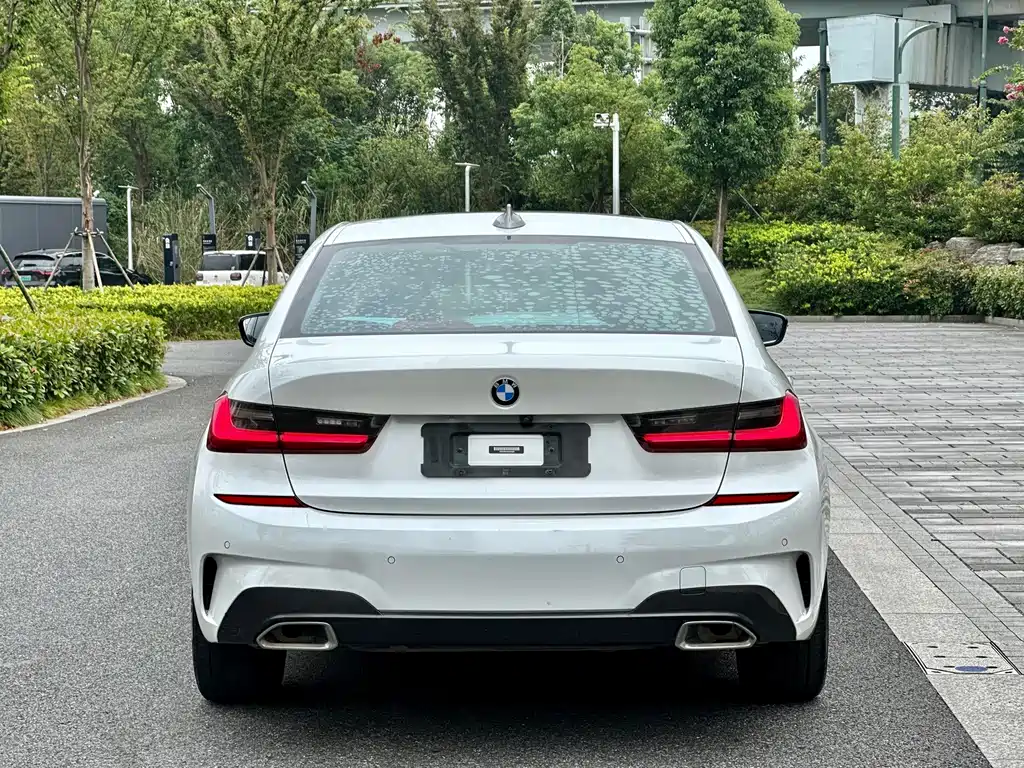 BMW 3 Series — миниатюра 5