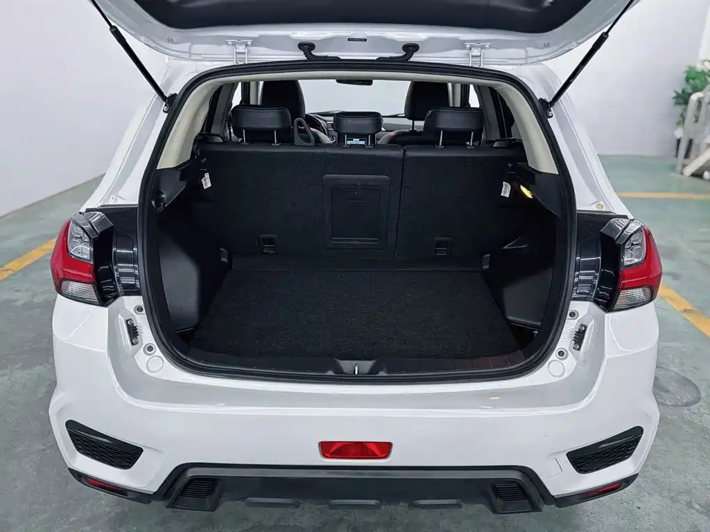 Mitsubishi ASX — миниатюра 17