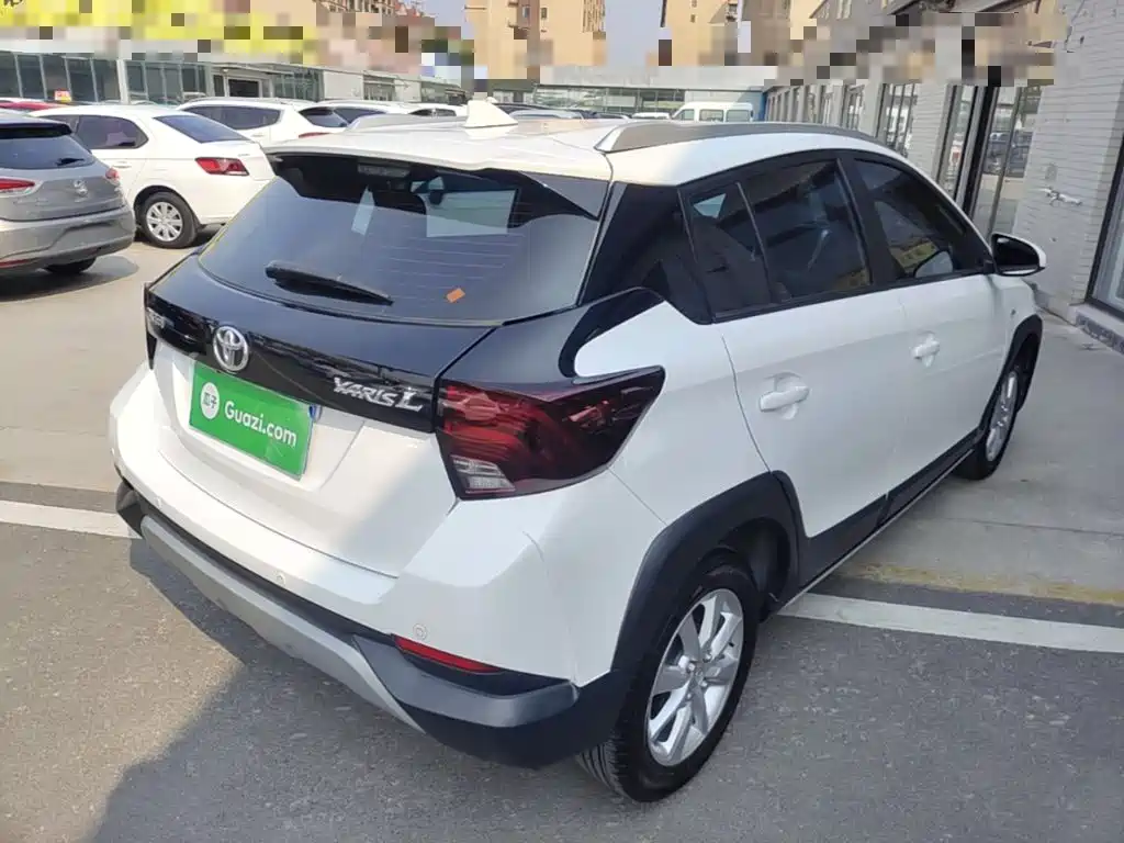 Toyota Yaris L — миниатюра 7