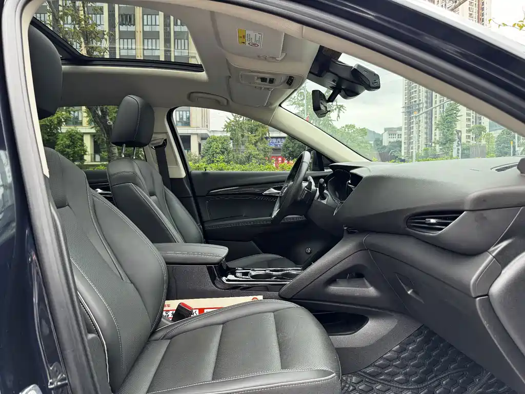 Buick Envision Plus — миниатюра 10