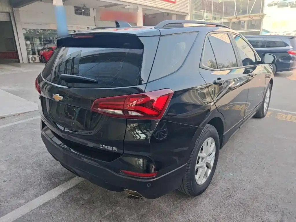 Chevrolet Equinox — миниатюра 7