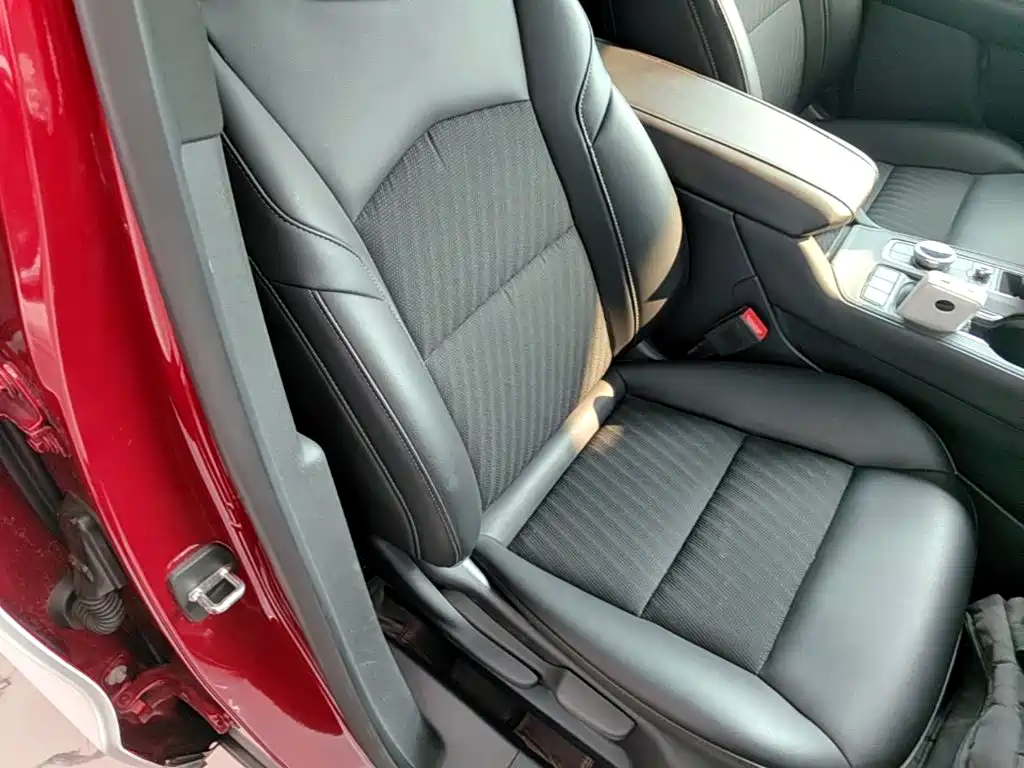 Cadillac XT4 — миниатюра 25