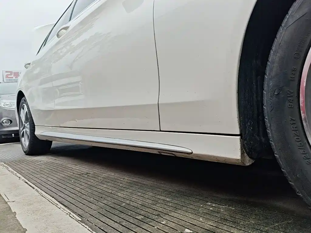 Mercedes-Benz C-Class — миниатюра 21