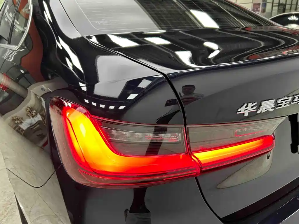 BMW 3 Series — миниатюра 24