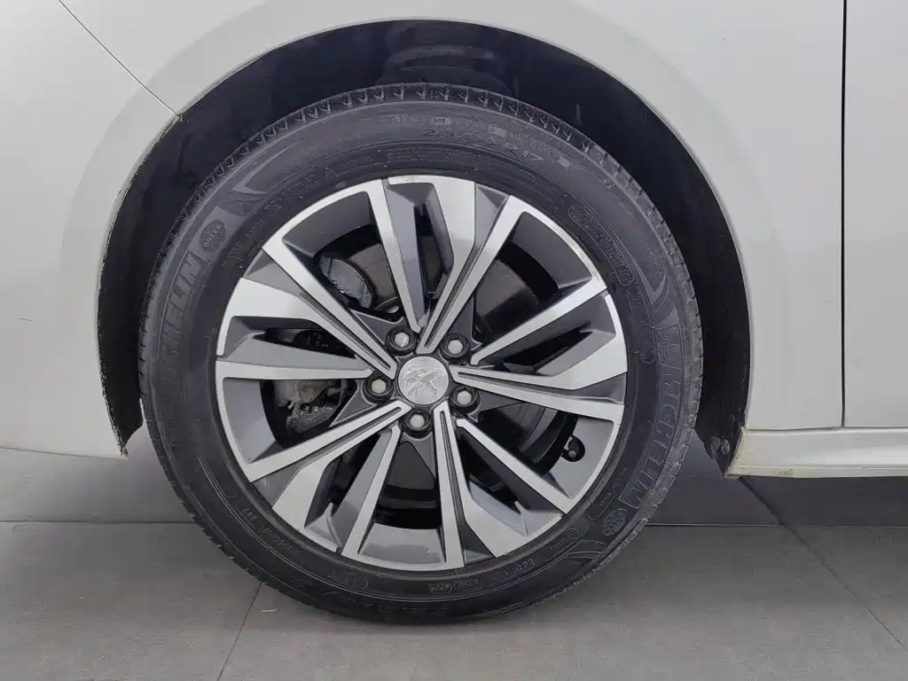 Peugeot 508 — миниатюра 17